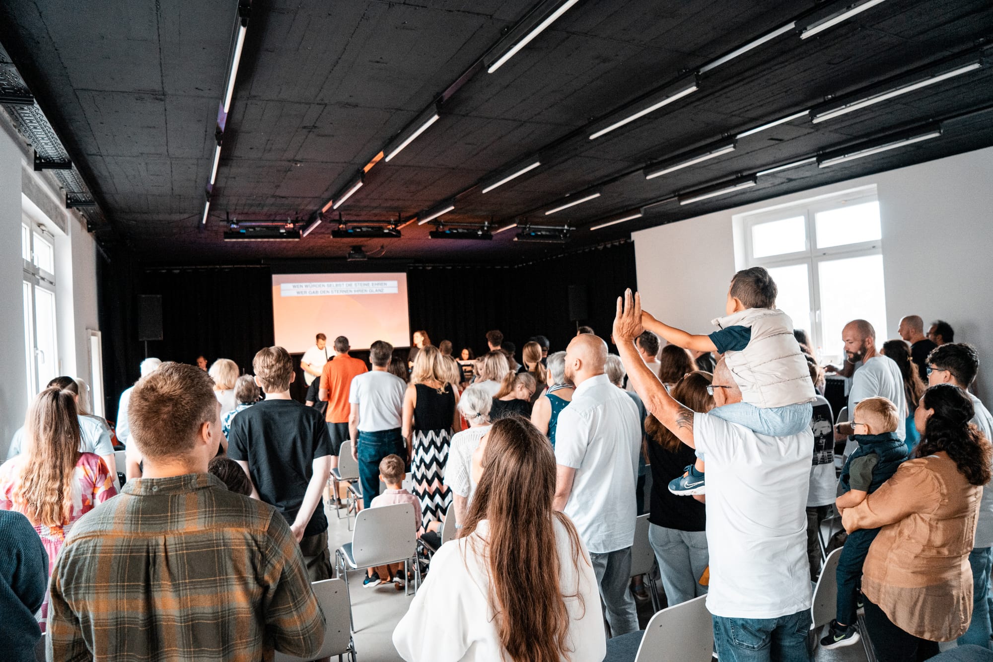 Gottesdienst der Credo Kirche